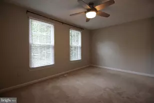 11916 Fieldthorn Ct, Reston, VA 20194 - Photo 13