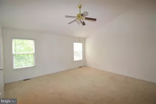 4209 Trumbo Ct, Fairfax, VA 22033 - Photo 17