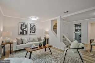 7821 Groveland Square, Springfield, VA 22153 - Photo 29