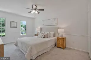 7821 Groveland Square, Springfield, VA 22153 - Photo 21