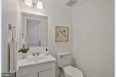 7821 Groveland Square, Springfield, VA 22153 - Photo 9