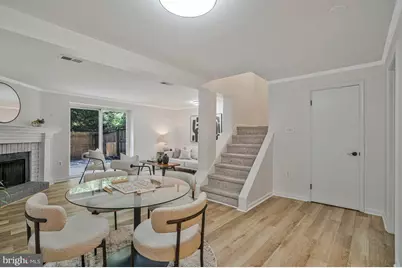 7821 Groveland Square, Springfield, VA 22153 - Photo 27