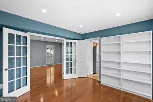 12545 Browns Ferry Rd, Herndon, VA 20170 - Photo 11