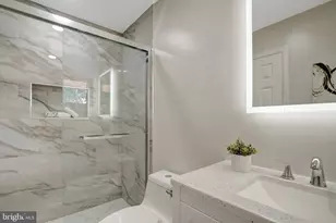 4006 Justine Dr, Annandale, VA 22003 - Photo 19