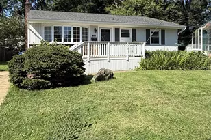512 Cottage St SW, Vienna, VA 22180 - Photo 1