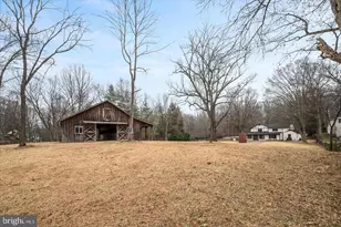 9036 Jeffery Rd, Great Falls, VA 22066 - Photo 47