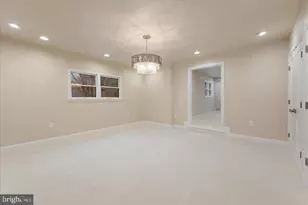 9036 Jeffery Rd, Great Falls, VA 22066 - Photo 37