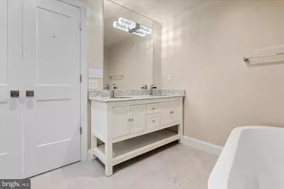 9036 Jeffery Road, Great Falls, VA 22066 - Photo 41