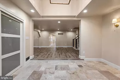9036 Jeffery Road, Great Falls, VA 22066 - Photo 7
