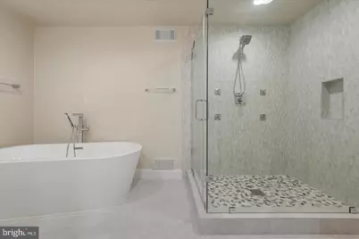9036 Jeffery Road, Great Falls, VA 22066 - Photo 39