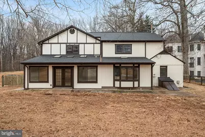 9036 Jeffery Road, Great Falls, VA 22066 - Photo 45