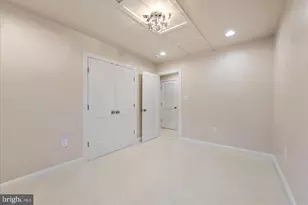 9036 Jeffery Rd, Great Falls, VA 22066 - Photo 33