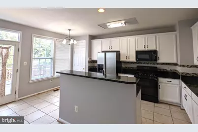 13996 Khalid Lane, Chantilly, VA 20151 - Photo 11