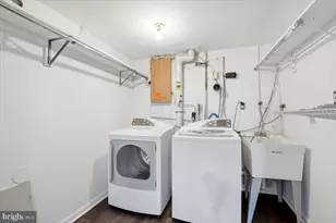 131 Casmar St SE, Vienna, VA 22180 - Photo 25