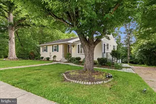 131 Casmar St SE, Vienna, VA 22180 - Photo 3