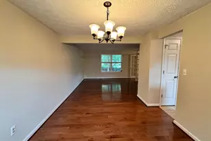 3001 Gatepost Ln, Herndon, VA 20171 - Photo 7