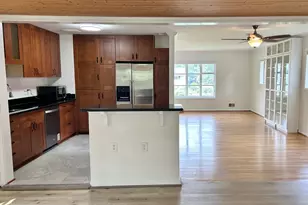 7111 Norwalk St, Falls Church, VA 22043 - Photo 9