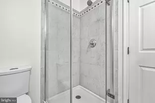2706 Popkins Ln, Alexandria, VA 22306 - Photo 41
