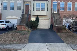 14861 Bolton Rd, Centreville, VA 20121 - Photo 3