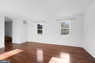 2636 East Side Dr, Alexandria, VA 22306 - Photo 3
