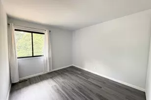 2400 Glengyle Dr, Vienna, VA 22181 - Photo 11