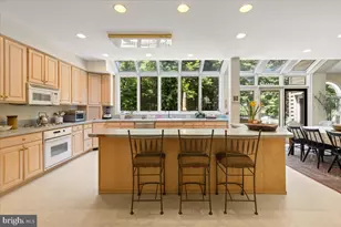 3285 Willow Glen Dr, Herndon, VA 20171 - Photo 23
