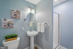 3632 Great Laurel Ln, Fairfax, VA 22033 - Photo 57