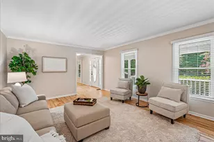 3632 Great Laurel Ln, Fairfax, VA 22033 - Photo 11