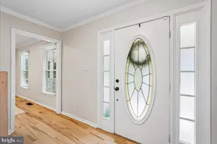 3632 Great Laurel Ln, Fairfax, VA 22033 - Photo 5