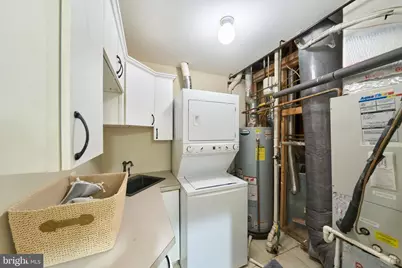 5473 Middlebourne Lane, Centreville, VA 20120 - Photo 19