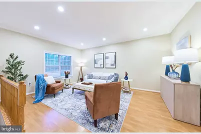 5473 Middlebourne Lane, Centreville, VA 20120 - Photo 9