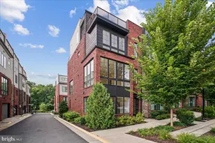 11711 Paysons Wy, Reston, VA 20191 - Photo 1