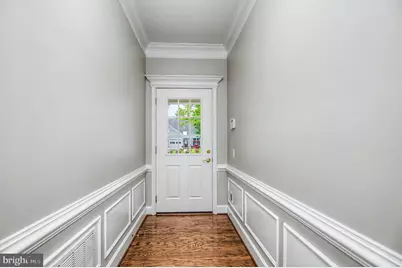 8406 Mountain Larkspur Dr Drive, Lorton, VA 22079 - Photo 13