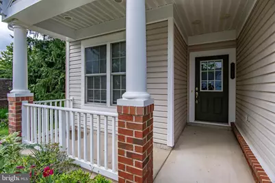 8406 Mountain Larkspur Dr Drive, Lorton, VA 22079 - Photo 3