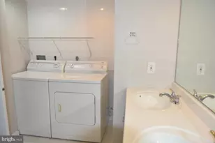 5765 Rexford Ct, Springfield, VA 22152 - Photo 5