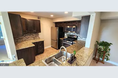 12225 Fairfield House Dr#112C, Fairfax, VA 22033 - Photo 7