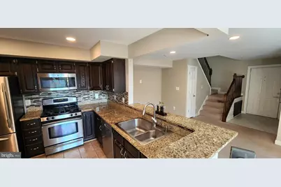 12225 Fairfield House Dr#112C, Fairfax, VA 22033 - Photo 5