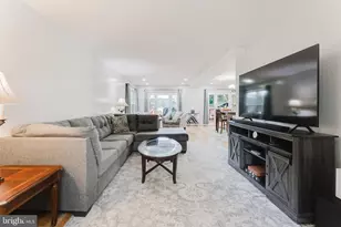 5604 Mt Burnside Way, Burke, VA 22015 - Photo 5