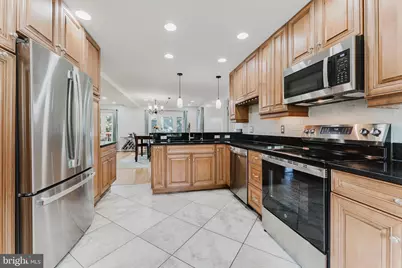 5604 Mount Burnside Way, Burke, VA 22015 - Photo 25