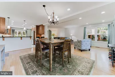 5604 Mount Burnside Way, Burke, VA 22015 - Photo 17