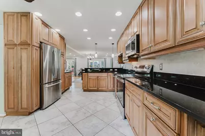 5604 Mount Burnside Way, Burke, VA 22015 - Photo 7