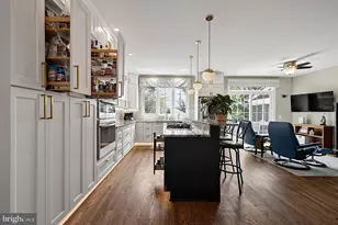 5424 Edsall Ridge Pl, Alexandria, VA 22312 - Photo 7