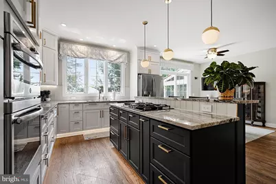 5424 Edsall Ridge Place, Alexandria, VA 22312 - Photo 9