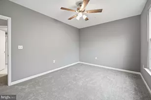 2108 Highcourt Ln, Herndon, VA 20170 - Photo 19