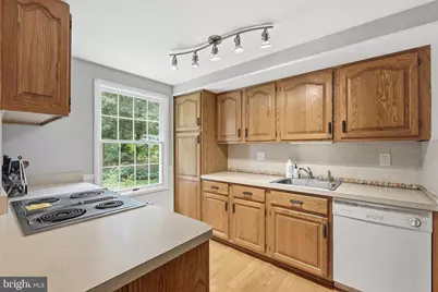 2202 Jester Court, Reston, VA 20191 - Photo 17