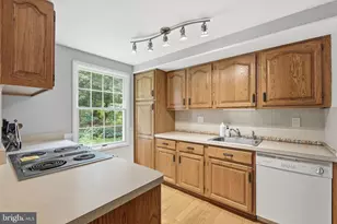2202 Jester Ct, Reston, VA 20191 - Photo 17