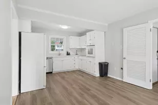 4133 Point Hollow Ln, Fairfax, VA 22033 - Photo 11
