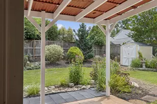 4133 Point Hollow Ln, Fairfax, VA 22033 - Photo 17