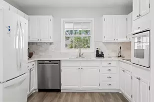 4133 Point Hollow Ln, Fairfax, VA 22033 - Photo 13