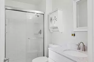 4133 Point Hollow Ln, Fairfax, VA 22033 - Photo 23
